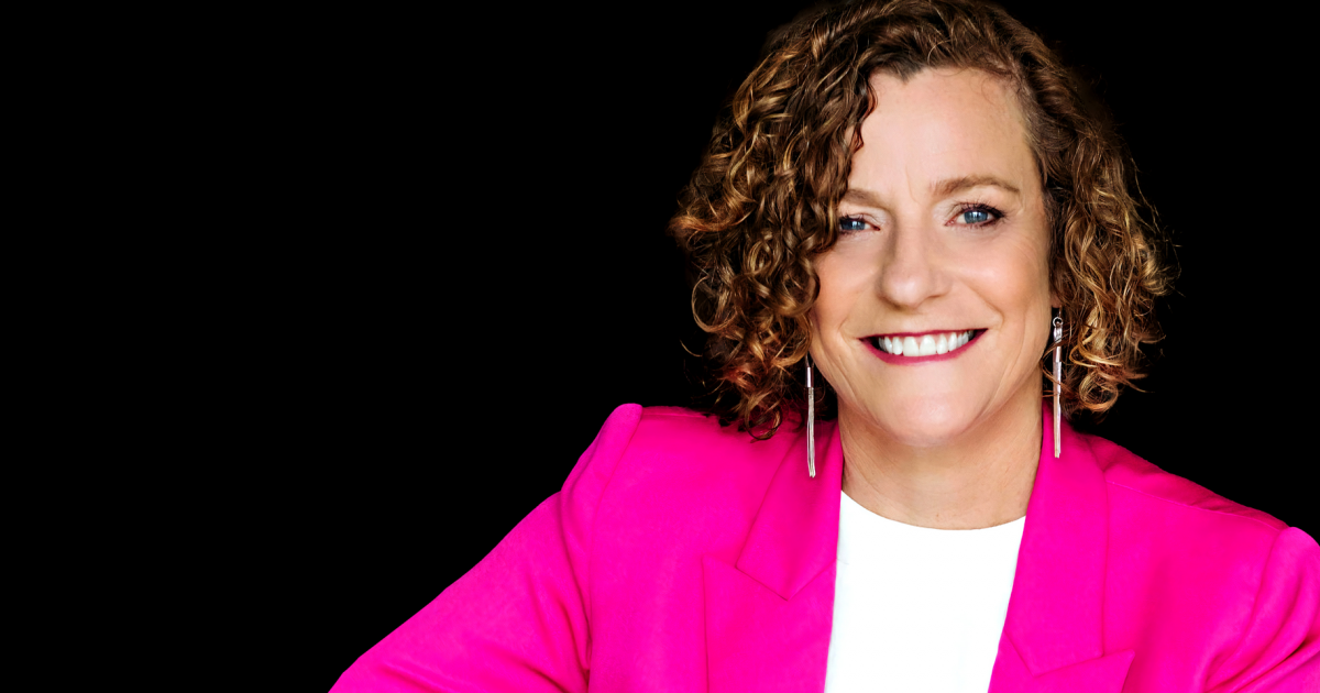 Tracey Ezard Saxton Speakers